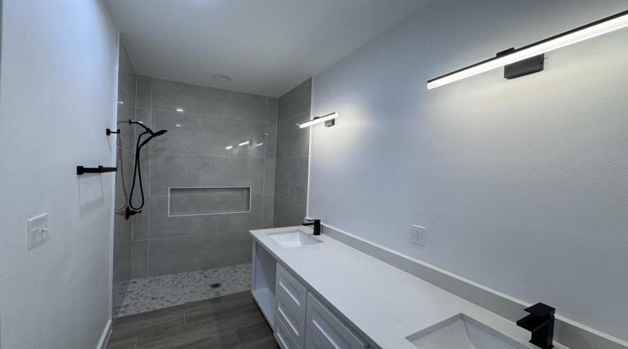 5608 Moses Lp., Laredo, Texas 78046, 3 Bedrooms Bedrooms, 5 Rooms Rooms,2 BathroomsBathrooms,Residential,For Sale,5608 Moses Lp.,20255505