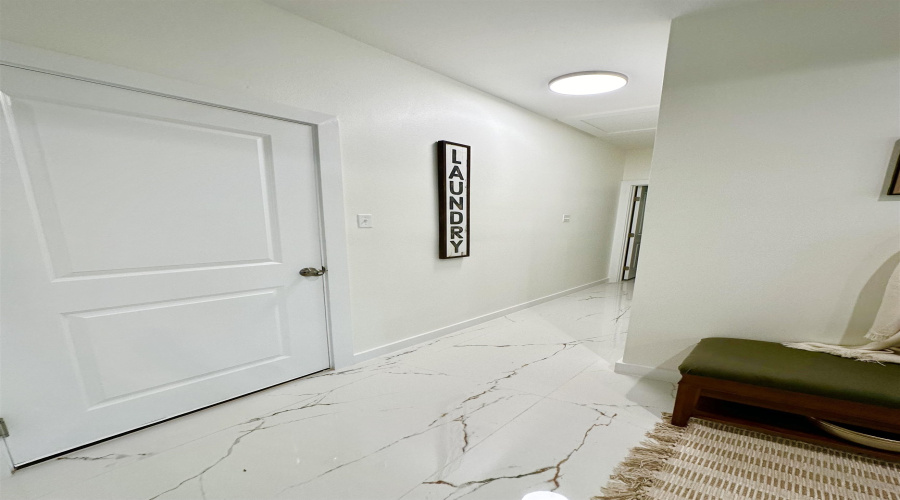 2406 Durazno Ct., LAREDO, Texas 78046-0000, 3 Bedrooms Bedrooms, 5 Rooms Rooms,2 BathroomsBathrooms,Residential,For Sale,2406 Durazno Ct.,20255507