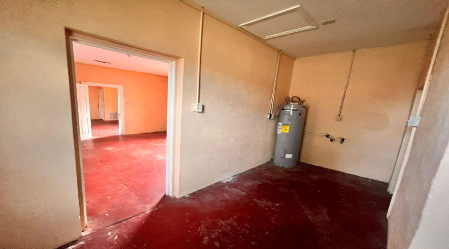 406 Grant St, Laredo, Texas 78040, 3 Bedrooms Bedrooms, 5 Rooms Rooms,2 BathroomsBathrooms,Residential,For Sale,406 Grant St,20255523