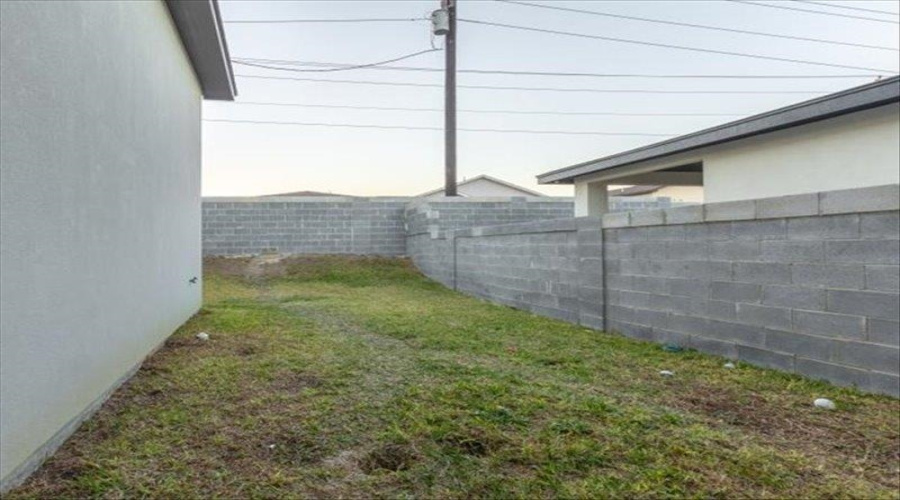 621 Journey Loop, Laredo, Texas 78045, 3 Bedrooms Bedrooms, 5 Rooms Rooms,2 BathroomsBathrooms,Residential,For Sale,621 Journey Loop,20255525