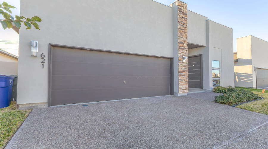 621 Journey Loop, Laredo, Texas 78045, 3 Bedrooms Bedrooms, 5 Rooms Rooms,2 BathroomsBathrooms,Residential,For Sale,621 Journey Loop,20255525