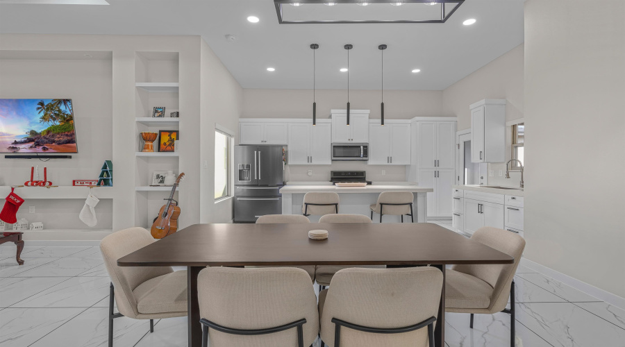 1111 Morocoy Dr., Laredo, Texas 78046, 3 Bedrooms Bedrooms, 5 Rooms Rooms,2 BathroomsBathrooms,Residential,For Sale,1111 Morocoy Dr.,20255526