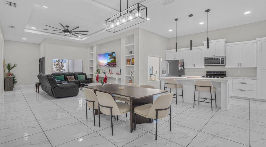 1111 Morocoy Dr., Laredo, Texas 78046, 3 Bedrooms Bedrooms, 5 Rooms Rooms,2 BathroomsBathrooms,Residential,For Sale,1111 Morocoy Dr.,20255526