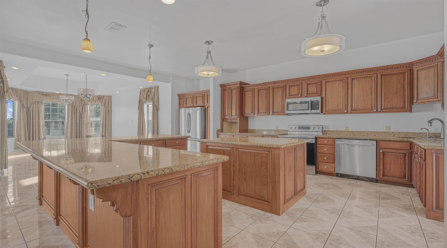 245 Lake Powell Dr, Laredo, Texas 78045, 6 Bedrooms Bedrooms, 9 Rooms Rooms,4 BathroomsBathrooms,Residential,For Sale,245 Lake Powell Dr,20255531