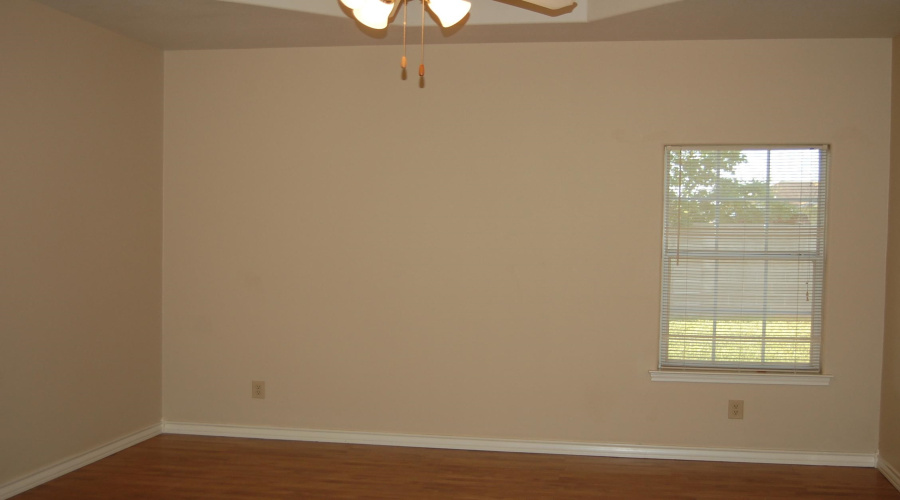 230 Newcastle Dr, Laredo, Texas 78041-2707, 3 Bedrooms Bedrooms, 5 Rooms Rooms,2 BathroomsBathrooms,Residential,For Rent,230 Newcastle Dr,20255532