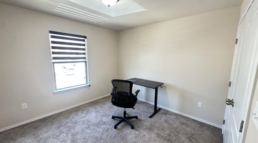 5609 Montevista Dr., Laredo, Texas 78041, 3 Bedrooms Bedrooms, 4 Rooms Rooms,2 BathroomsBathrooms,Residential,For Sale,5609 Montevista Dr.,20255534