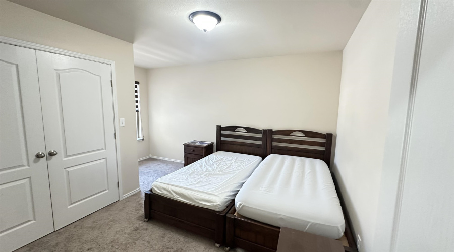 5609 Montevista Dr., Laredo, Texas 78041, 3 Bedrooms Bedrooms, 4 Rooms Rooms,2 BathroomsBathrooms,Residential,For Sale,5609 Montevista Dr.,20255534