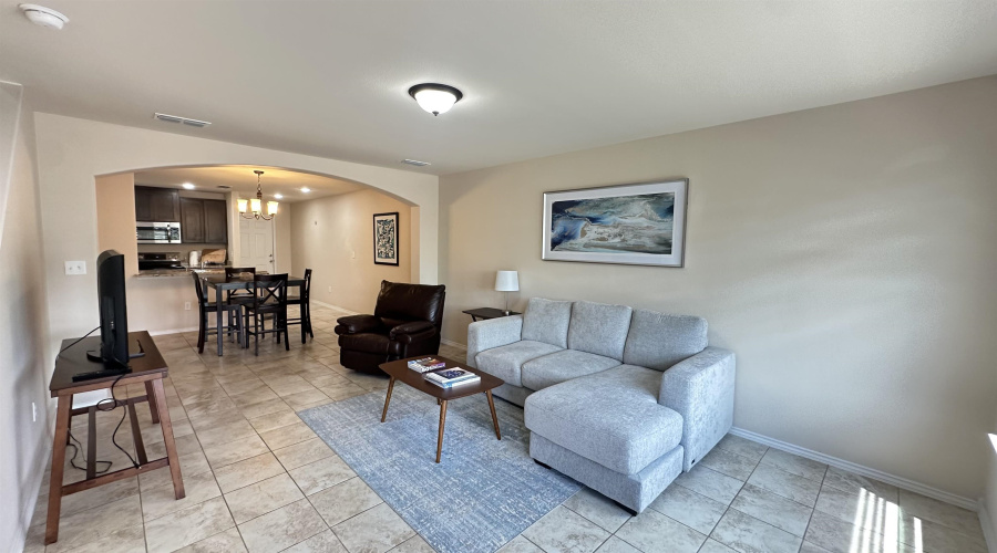 5609 Montevista Dr., Laredo, Texas 78041, 3 Bedrooms Bedrooms, 4 Rooms Rooms,2 BathroomsBathrooms,Residential,For Sale,5609 Montevista Dr.,20255534