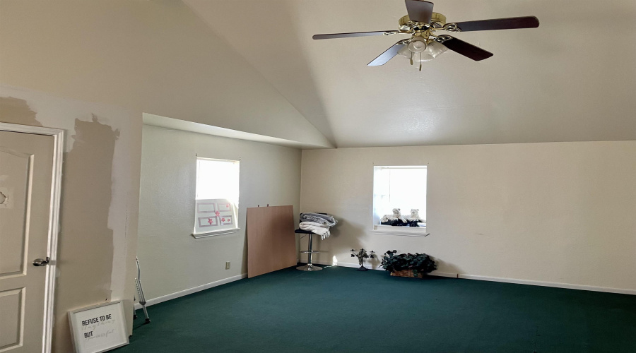 2815 Diaz St, Laredo, Texas 78043, 4 Bedrooms Bedrooms, 7 Rooms Rooms,2 BathroomsBathrooms,Residential,For Sale,2815 Diaz St,20255536