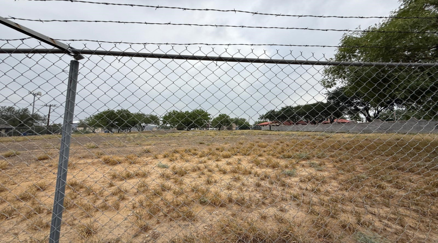 2601 Monterrey St, Laredo, Texas 78046-0000, ,Land,For Sale,2601 Monterrey St,20252000