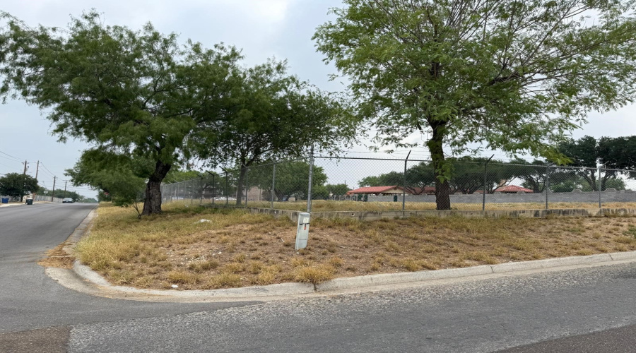 2601 Monterrey St, Laredo, Texas 78046-0000, ,Land,For Sale,2601 Monterrey St,20252000