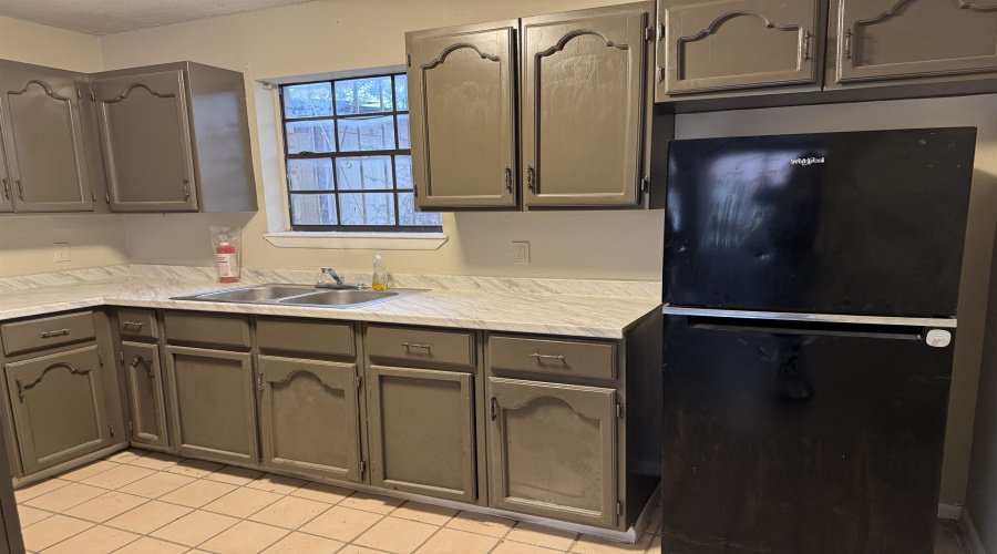 2807 Garfield St, Laredo, Texas 78043, 2 Bedrooms Bedrooms, 4 Rooms Rooms,1 BathroomBathrooms,Residential,For Rent,2807 Garfield St,20255548