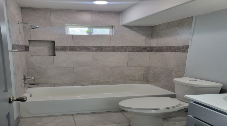 2103 Napoleon St, Laredo, Texas 78043, 2 Bedrooms Bedrooms, 3 Rooms Rooms,1 BathroomBathrooms,Residential,For Sale,2103 Napoleon St,20255549