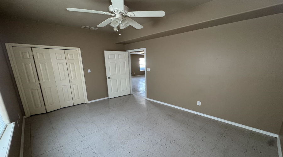 4502 Llano Rd, Laredo, Texas 78046, 2 Bedrooms Bedrooms, 4 Rooms Rooms,1 BathroomBathrooms,Residential,For Rent,4502 Llano Rd,20255555