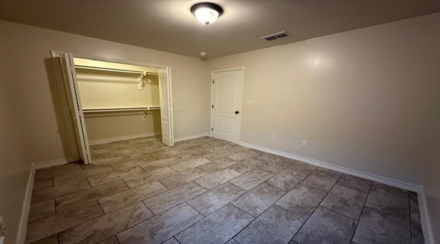 2421 Lucia Ct, Laredo, Texas 78041, 3 Bedrooms Bedrooms, 5 Rooms Rooms,2 BathroomsBathrooms,Residential,For Rent,2421 Lucia Ct,20255557