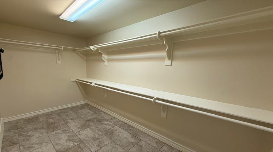 2421 Lucia Ct, Laredo, Texas 78041, 3 Bedrooms Bedrooms, 5 Rooms Rooms,2 BathroomsBathrooms,Residential,For Rent,2421 Lucia Ct,20255557