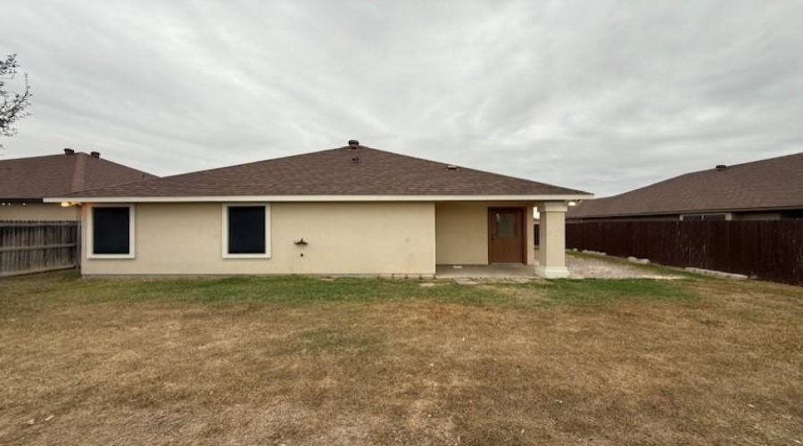 2421 Lucia Ct, Laredo, Texas 78041, 3 Bedrooms Bedrooms, 5 Rooms Rooms,2 BathroomsBathrooms,Residential,For Rent,2421 Lucia Ct,20255557