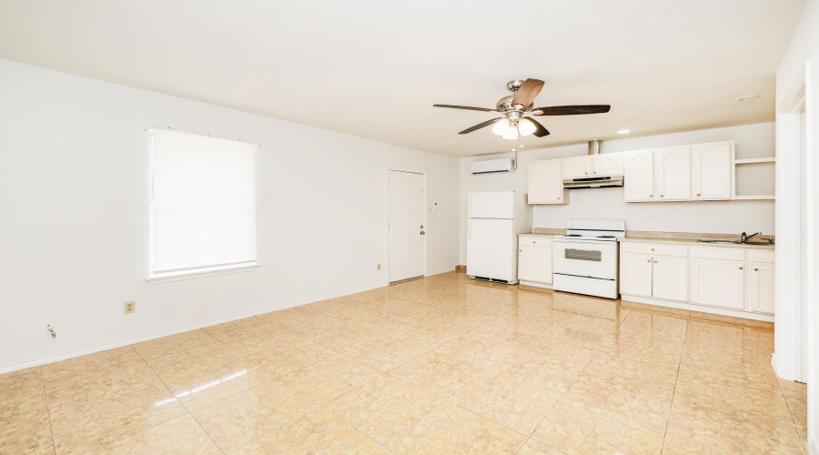 1005 Andrew Ave, LAREDO, Texas 78045, 1 Bedroom Bedrooms, 3 Rooms Rooms,1 BathroomBathrooms,Residential,For Rent,1005 Andrew Ave,20255562