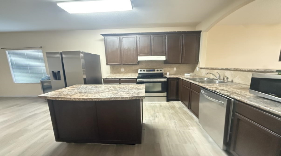 3110 Quintero St, LAREDO, Texas 78045, 3 Bedrooms Bedrooms, 5 Rooms Rooms,2 BathroomsBathrooms,Residential,For Rent,3110 Quintero St,20255565