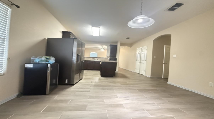 3110 Quintero St, LAREDO, Texas 78045, 3 Bedrooms Bedrooms, 5 Rooms Rooms,2 BathroomsBathrooms,Residential,For Rent,3110 Quintero St,20255565