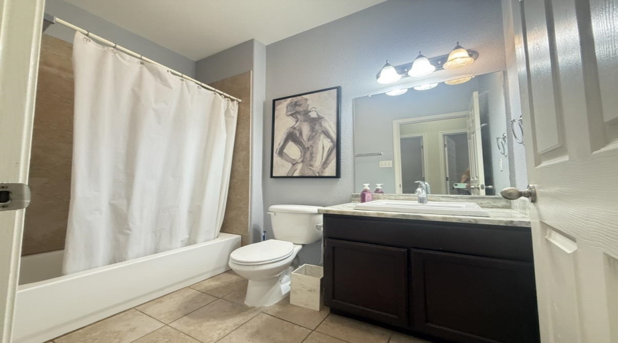 3110 Quintero St, LAREDO, Texas 78045, 3 Bedrooms Bedrooms, 5 Rooms Rooms,2 BathroomsBathrooms,Residential,For Rent,3110 Quintero St,20255565