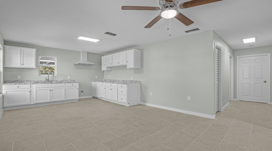 2320 Burnside St, Laredo, Texas 78040, 4 Bedrooms Bedrooms, 6 Rooms Rooms,1 BathroomBathrooms,Residential,For Sale,2320 Burnside St,20255566