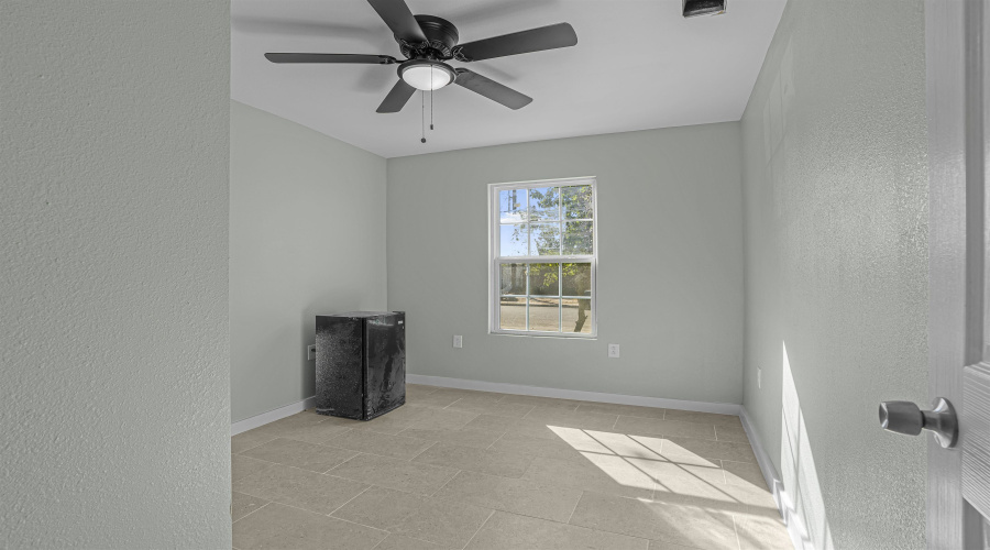 2320 Burnside St, Laredo, Texas 78040, 4 Bedrooms Bedrooms, 6 Rooms Rooms,1 BathroomBathrooms,Residential,For Sale,2320 Burnside St,20255566