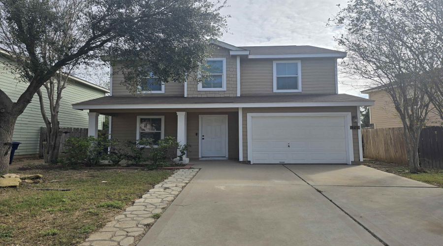 1749 Aransas Pass Dr, Laredo, Texas 78045-8464, 4 Bedrooms Bedrooms, 7 Rooms Rooms,3 BathroomsBathrooms,Residential,For Sale,1749 Aransas Pass Dr,20255568