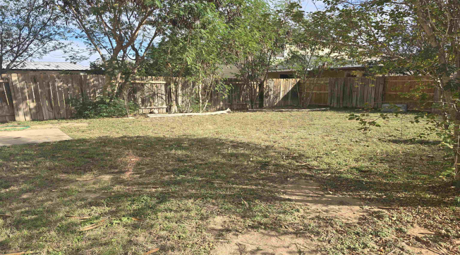 1749 Aransas Pass Dr, Laredo, Texas 78045-8464, 4 Bedrooms Bedrooms, 7 Rooms Rooms,3 BathroomsBathrooms,Residential,For Sale,1749 Aransas Pass Dr,20255568