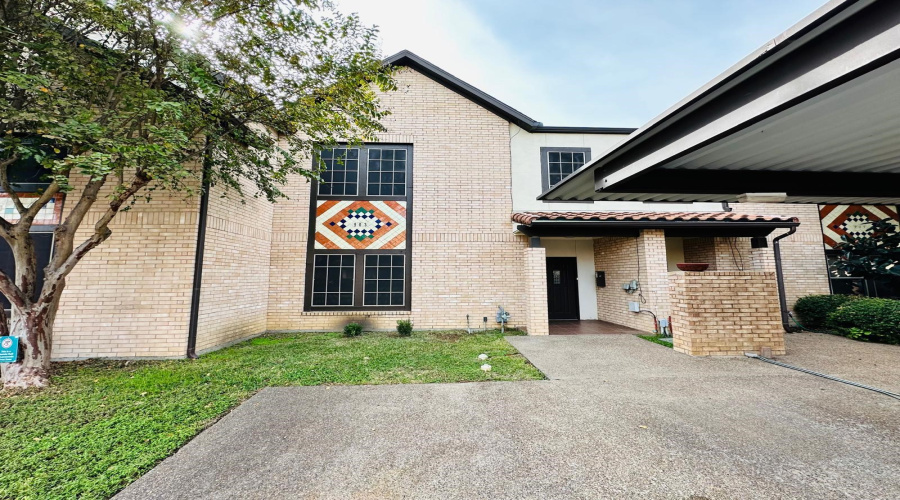 2445 Monarch Dr, Laredo, Texas 78045, 3 Bedrooms Bedrooms, 7 Rooms Rooms,2 BathroomsBathrooms,Residential,For Rent,2445 Monarch Dr,20255569