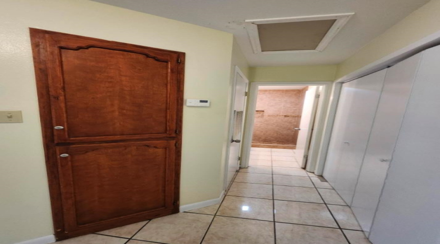 3005 Reynolds St, Laredo, Texas 78043, 2 Bedrooms Bedrooms, 2 Rooms Rooms,1 BathroomBathrooms,Residential,For Rent,3005 Reynolds St,20255570