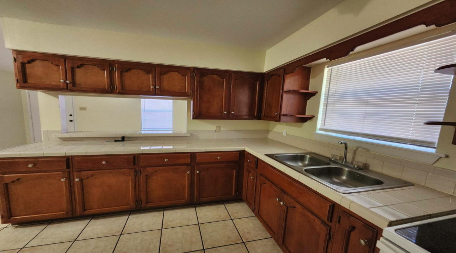 3005 Reynolds St, Laredo, Texas 78043, 2 Bedrooms Bedrooms, 2 Rooms Rooms,1 BathroomBathrooms,Residential,For Rent,3005 Reynolds St,20255570