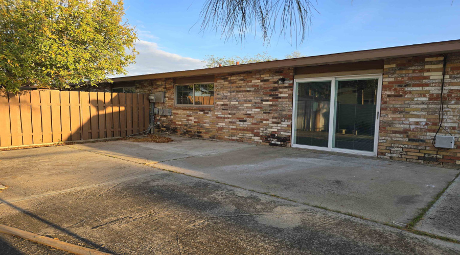 304 Maguey Dr, Laredo, Texas 78041, 2 Bedrooms Bedrooms, 4 Rooms Rooms,1 BathroomBathrooms,Residential,For Rent,304 Maguey Dr,20255574