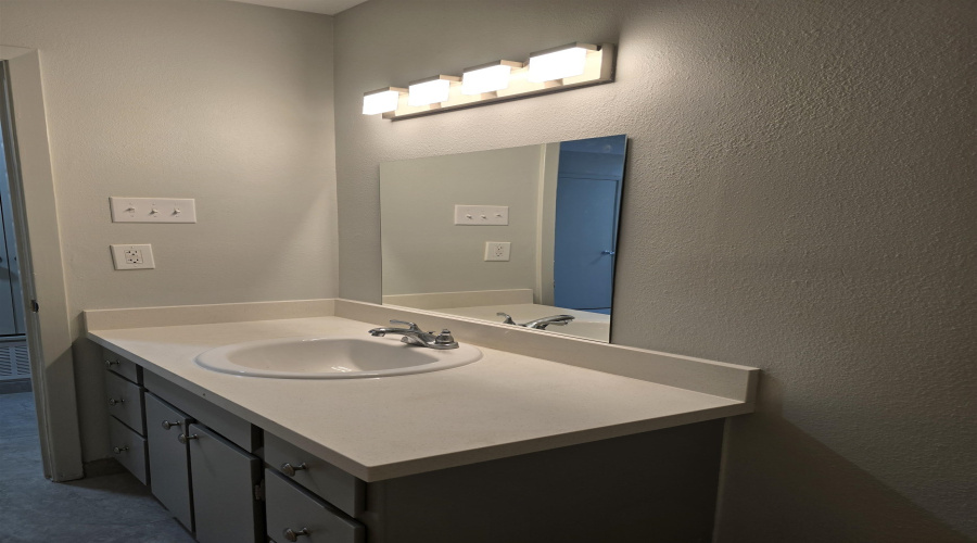 304 Maguey Dr, Laredo, Texas 78041, 2 Bedrooms Bedrooms, 4 Rooms Rooms,1 BathroomBathrooms,Residential,For Rent,304 Maguey Dr,20255574