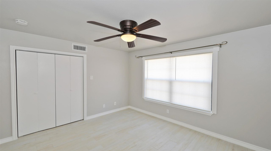 2600 San Jose St, Laredo, Texas 78043, 3 Bedrooms Bedrooms, 5 Rooms Rooms,2 BathroomsBathrooms,Residential,For Rent,2600 San Jose St,20260002