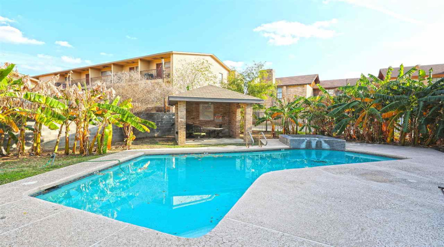 2600 San Jose St, Laredo, Texas 78043, 3 Bedrooms Bedrooms, 5 Rooms Rooms,2 BathroomsBathrooms,Residential,For Rent,2600 San Jose St,20260002