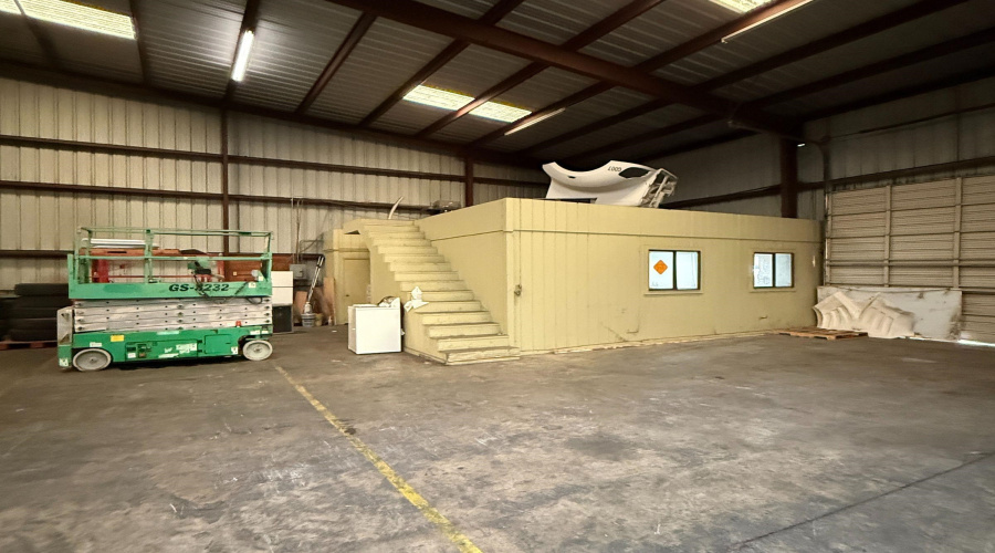 308 Enterprise St, laredo, Texas 78045, 1 Bedroom Bedrooms, 6 Rooms Rooms,3 BathroomsBathrooms,Commercial/industrial,For Rent,308 Enterprise St,20260003