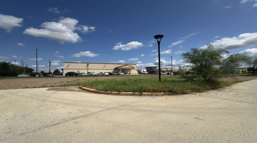 7518 McPherson Rd, Laredo, Texas 78041, ,Land,For Sale,7518 McPherson Rd,20254241