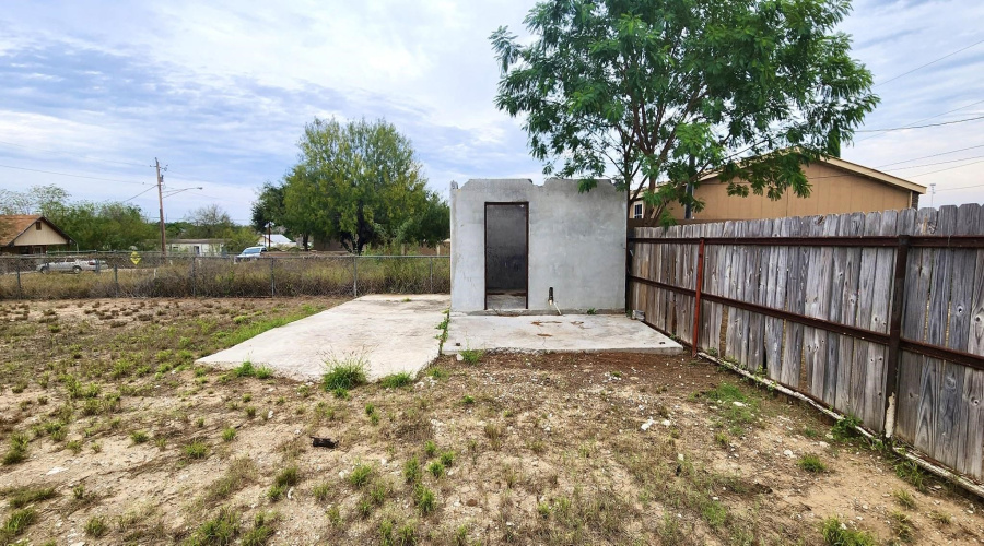 1602 Zapata Ave., Zapata, Texas 78076, ,Land,For Sale,1602 Zapata Ave.,20260011