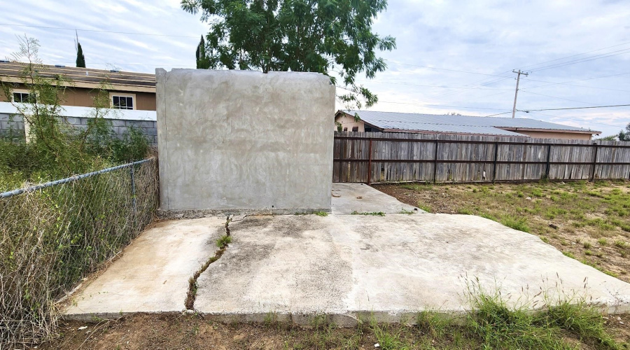 1602 Zapata Ave., Zapata, Texas 78076, ,Land,For Sale,1602 Zapata Ave.,20260011