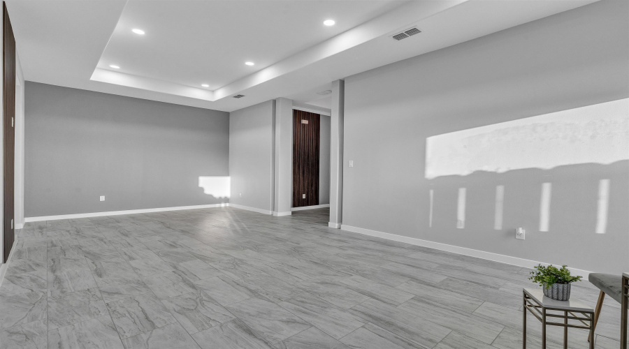 128 Lusitano Dr., Laredo, Texas 78046, 3 Bedrooms Bedrooms, 5 Rooms Rooms,2 BathroomsBathrooms,Residential,For Sale,128 Lusitano Dr.,20260009