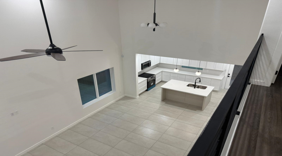 1003 Amezquita Dr., Laredo, Texas 78045, 4 Bedrooms Bedrooms, 7 Rooms Rooms,2 BathroomsBathrooms,Residential,For Rent,1003 Amezquita Dr.,20260010