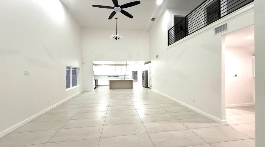 1003 Amezquita Dr., Laredo, Texas 78045, 4 Bedrooms Bedrooms, 7 Rooms Rooms,2 BathroomsBathrooms,Residential,For Rent,1003 Amezquita Dr.,20260010