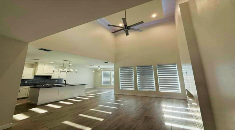 7506 Cresta Bella Street, Laredo, Texas 78041, 3 Bedrooms Bedrooms, 4 Rooms Rooms,2 BathroomsBathrooms,Residential,For Rent,7506 Cresta Bella Street,20260012