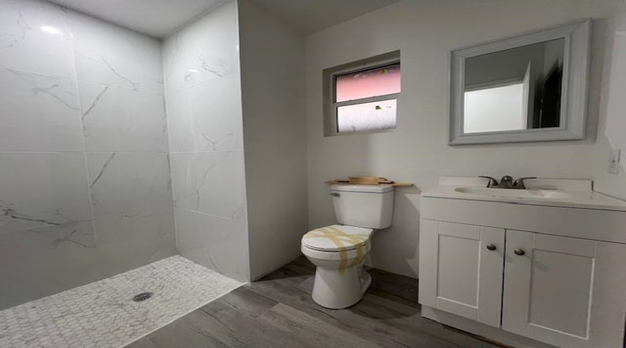 401 W Elm St, LAREDO, Texas 78040, 2 Bedrooms Bedrooms, 3 Rooms Rooms,1 BathroomBathrooms,Residential,For Rent,401 W Elm St,20260014