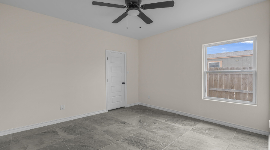 705 Bluebeard Ct., Laredo, Texas 78046, 3 Bedrooms Bedrooms, 6 Rooms Rooms,2 BathroomsBathrooms,Residential,For Sale,705 Bluebeard Ct.,20260020