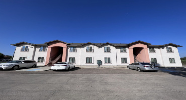 408 Shiloh Dr, Laredo, Texas 78045, 2 Bedrooms Bedrooms, 5 Rooms Rooms,2 BathroomsBathrooms,Residential,For Rent,408 Shiloh Dr,20260021