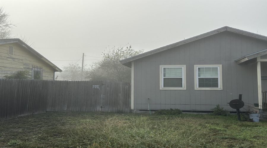 309 E Richard Ave., Kingsville, Texas 78363, 3 Bedrooms Bedrooms, 5 Rooms Rooms,2 BathroomsBathrooms,Residential,For Sale,309 E Richard Ave.,20260026