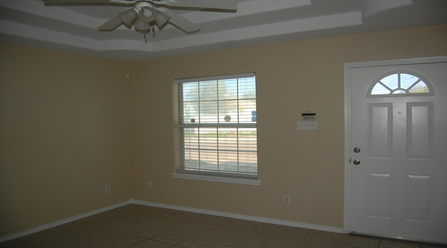 3222 Monclova Dr, LAREDO, Texas 78046, 3 Bedrooms Bedrooms, 5 Rooms Rooms,2 BathroomsBathrooms,Residential,For Rent,3222 Monclova Dr,20260027