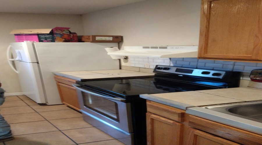 330 W Richard Ave., Kingsville, Texas 78363, 3 Bedrooms Bedrooms, 5 Rooms Rooms,2 BathroomsBathrooms,Residential,For Sale,330 W Richard Ave.,20260028